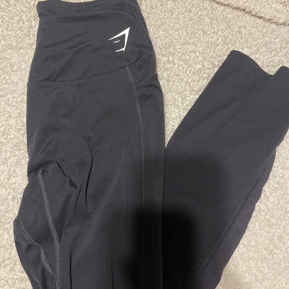 Black gymshark leggings - Picture 6 of 6